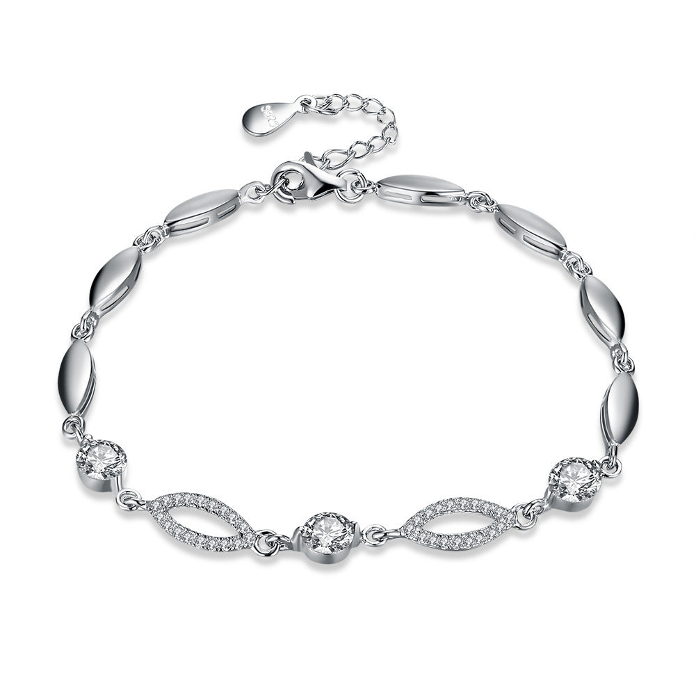 Silver bracelet with crystal details - Cavicinno