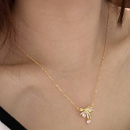 Bow Necklace